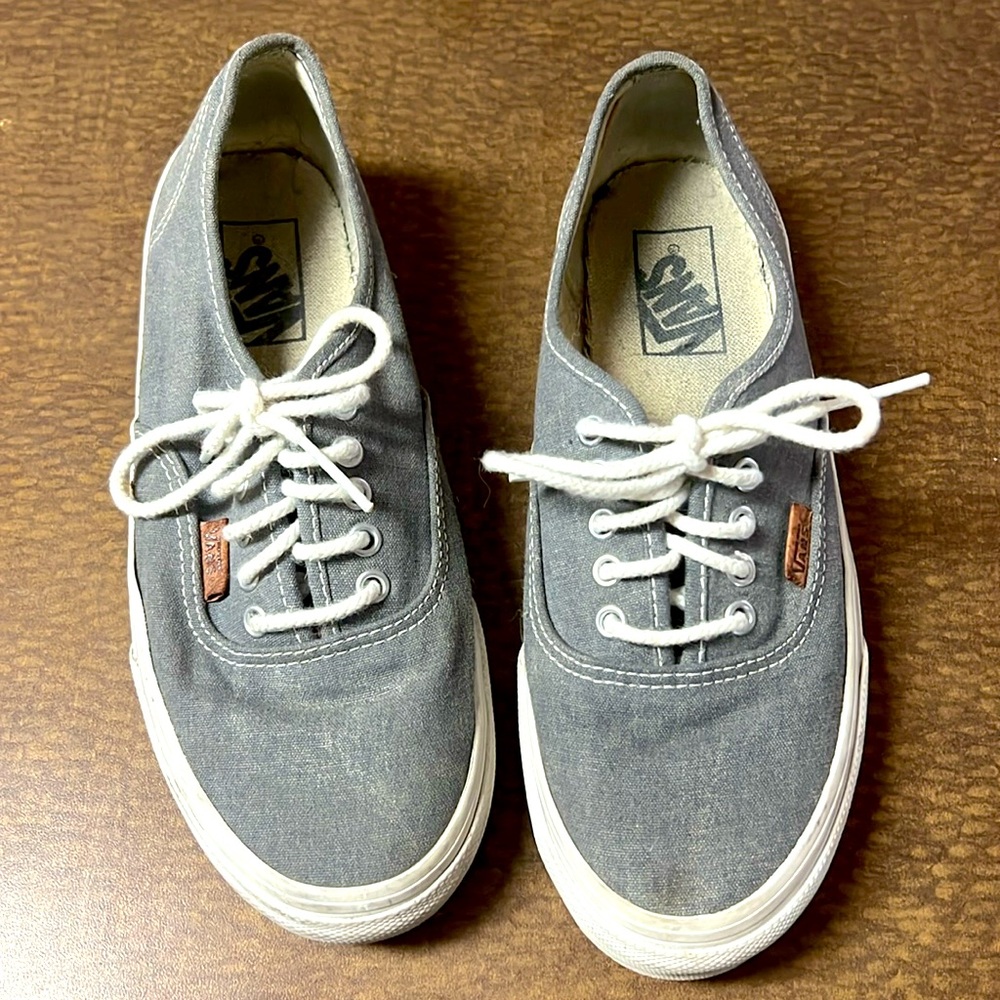 Vans gray canvas shoes women’s 7.5 mens 6